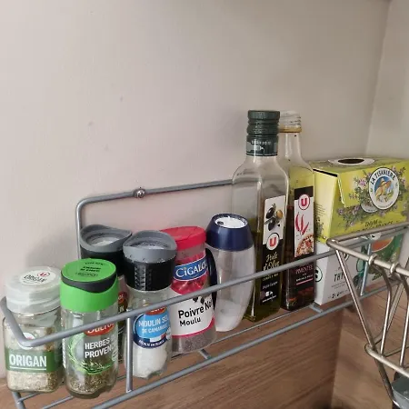 アパート A La Campagne Avec Piscine *