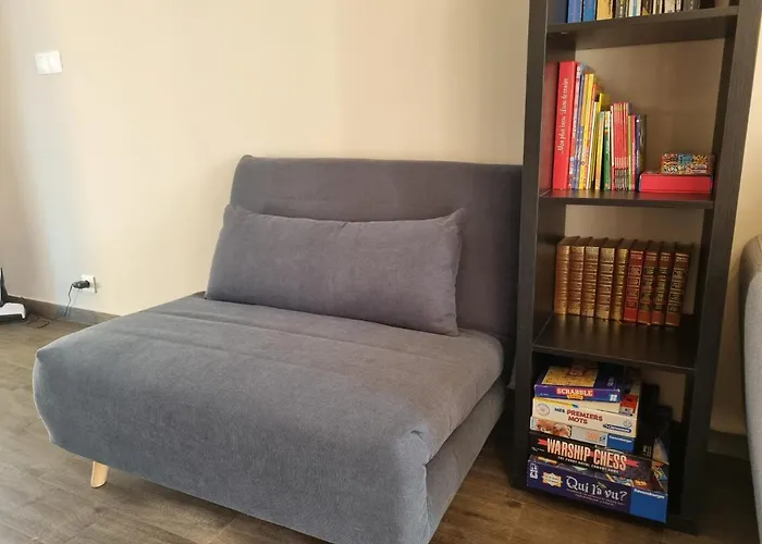 A La Campagne Avec Piscine شقة